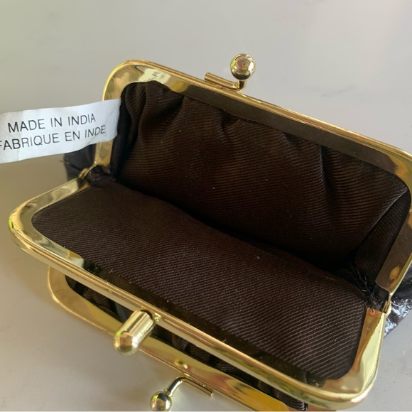 Mancini leather coin purse/kiss lock/ 2 compartments/brown & gold tone hardware - Picture 5 of 5